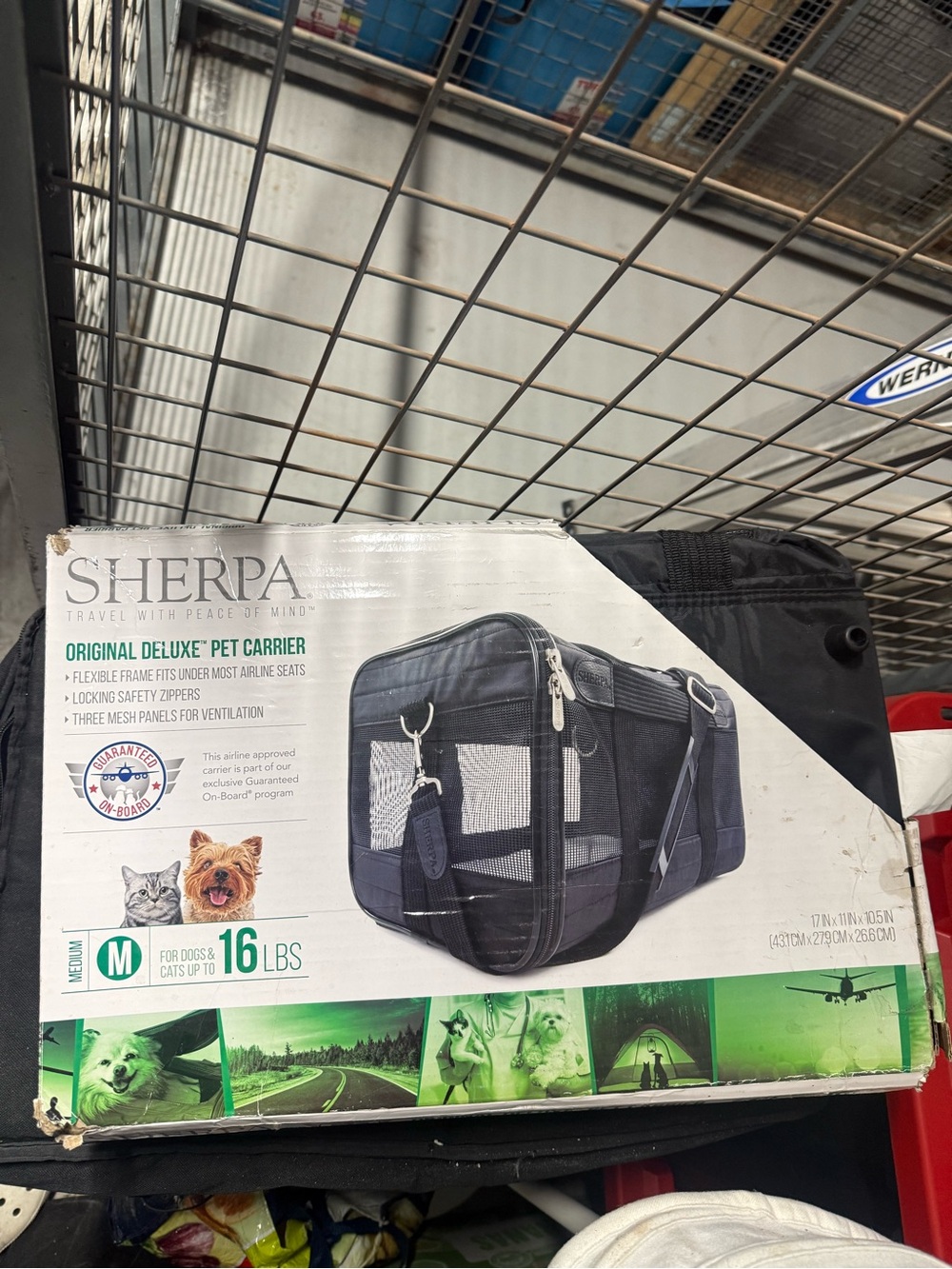 Sherpa Original Deluxe Pet Carrier Medium 16lb - Airline Approved